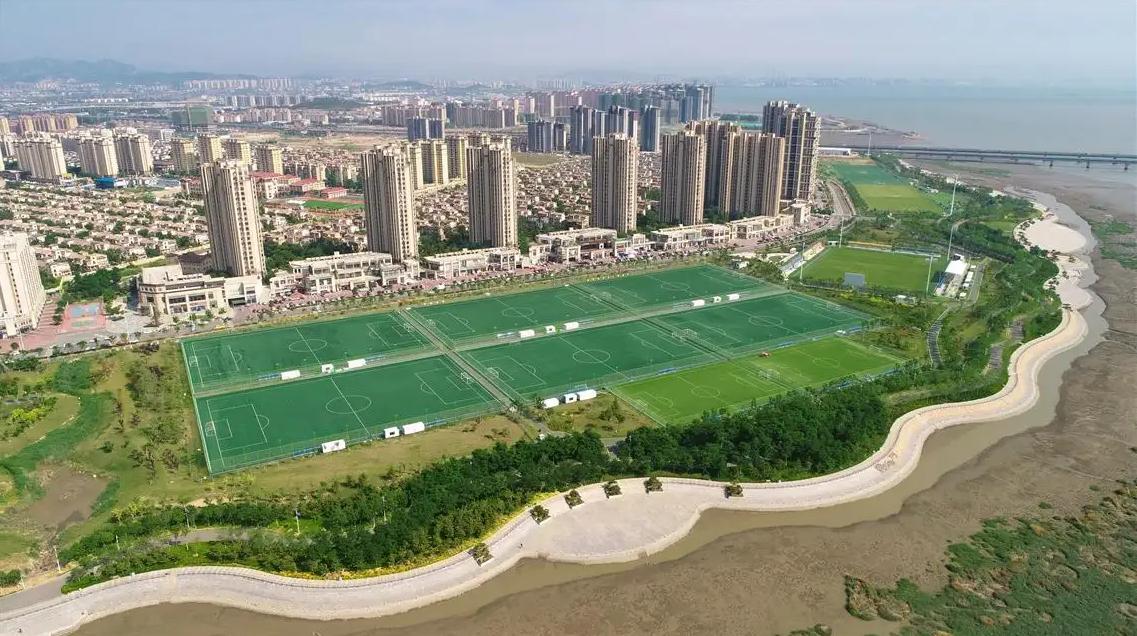 青岛黄海足球队现在怎么样了,青岛足球黄海