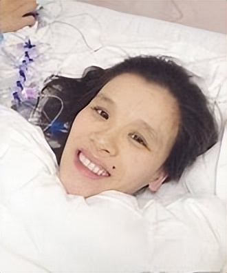 体操冠军桑兰瘫痪25年，自爆一年用2000根导尿管，打出租车遭拒载