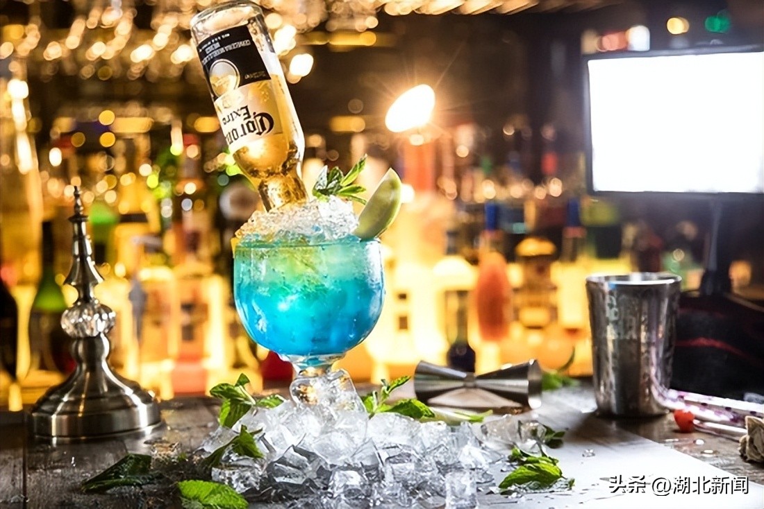 线上小酒馆投资风险和利润,做线上小酒馆挣钱吗