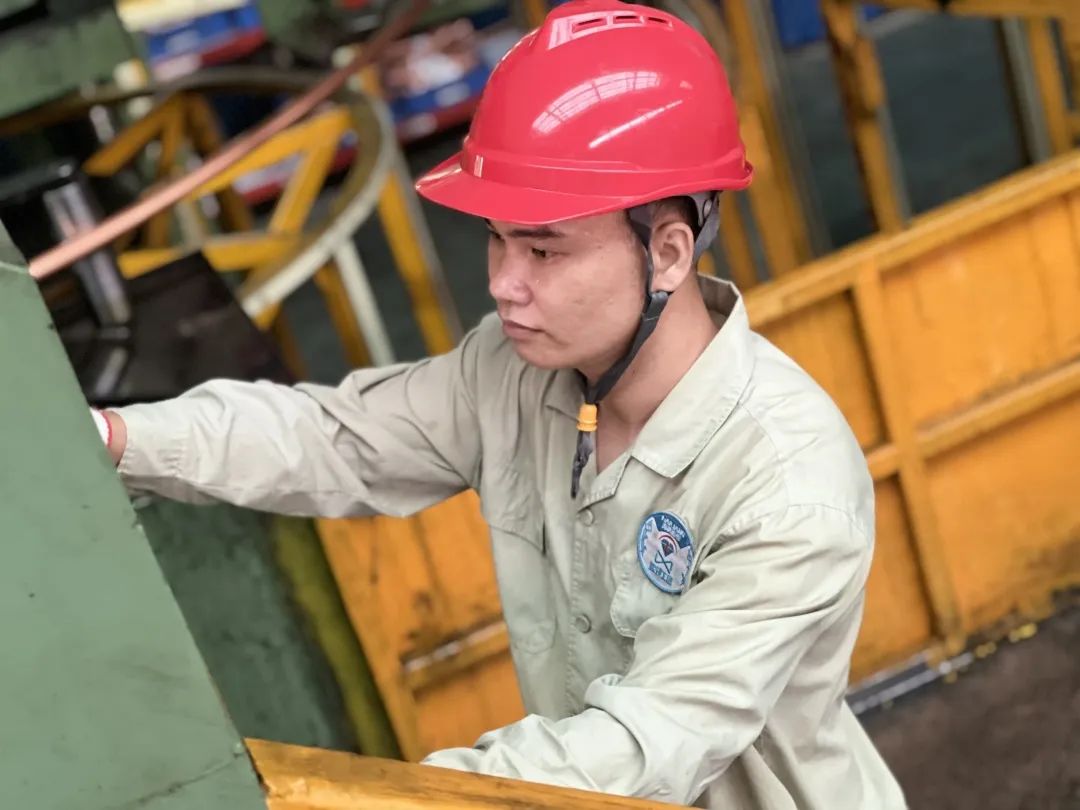 不一样的海亮蓝领|他是广东海亮人眼里的质量护航人