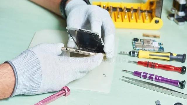 手机进水该怎么办苹果,手机进水该怎么办声音变小