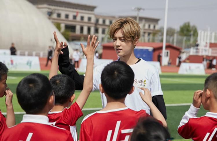 娱乐圈很残酷的现实,娱乐圈残酷真相完整版