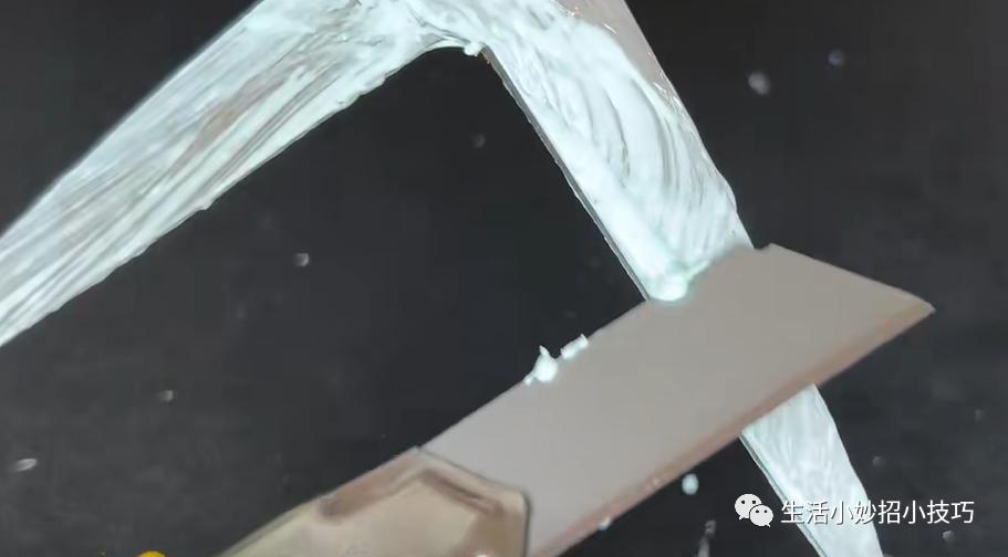 不管剪刀多钝简单一招立马变锋利,怎样让小刀片锋利