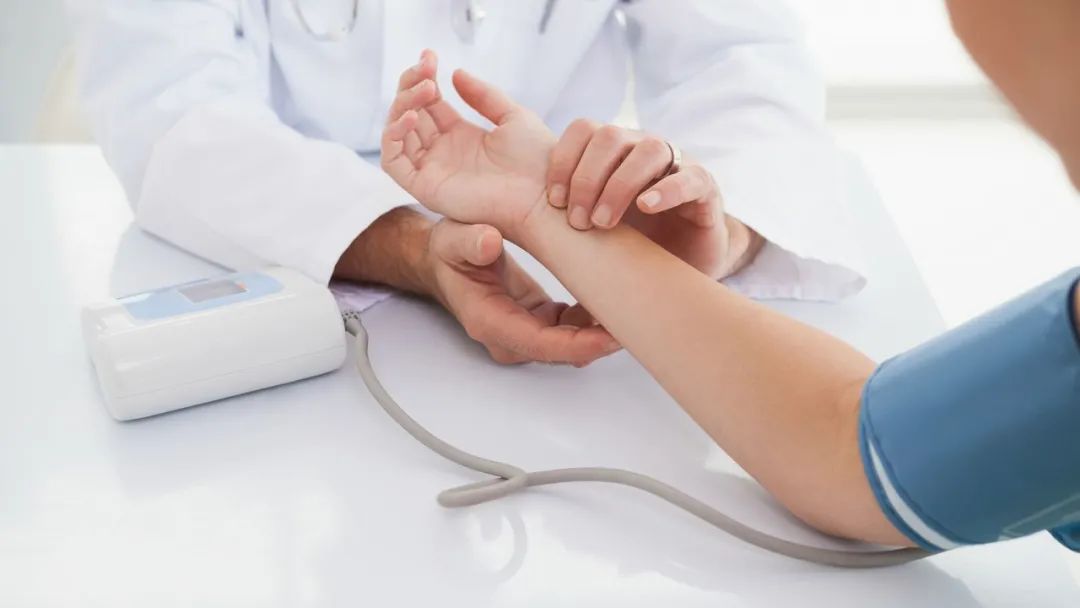 硝酸甘油救心丸阿司匹林,心梗吃丹参滴丸还是硝酸甘油