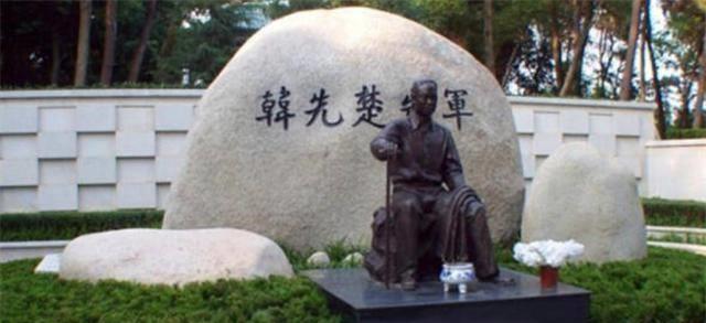 离开国企进央企,离开公务员行业还能干什么