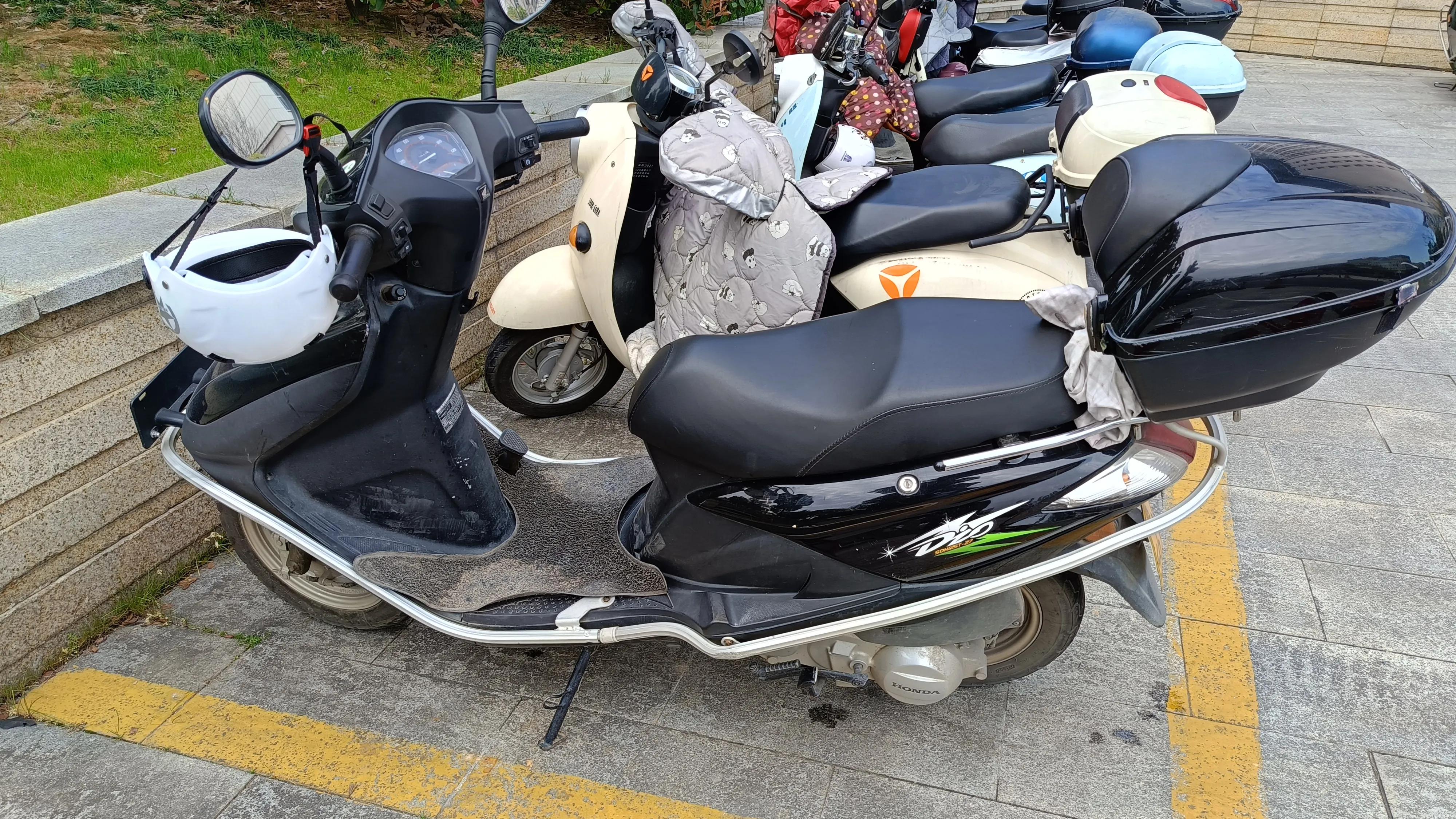 新大洲本田dio125踏板油耗,新大洲本田dio125怎么样