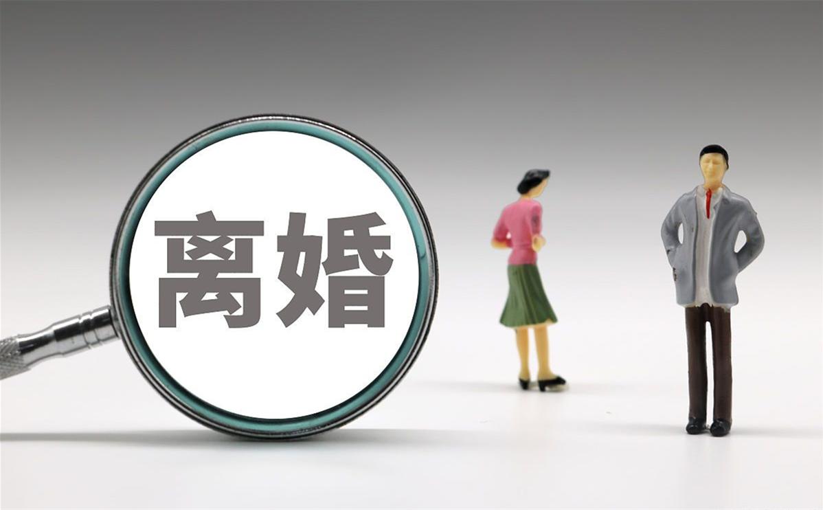 富婆爱上小20岁小鲜肉完整版,富婆迷恋小14岁帅哥