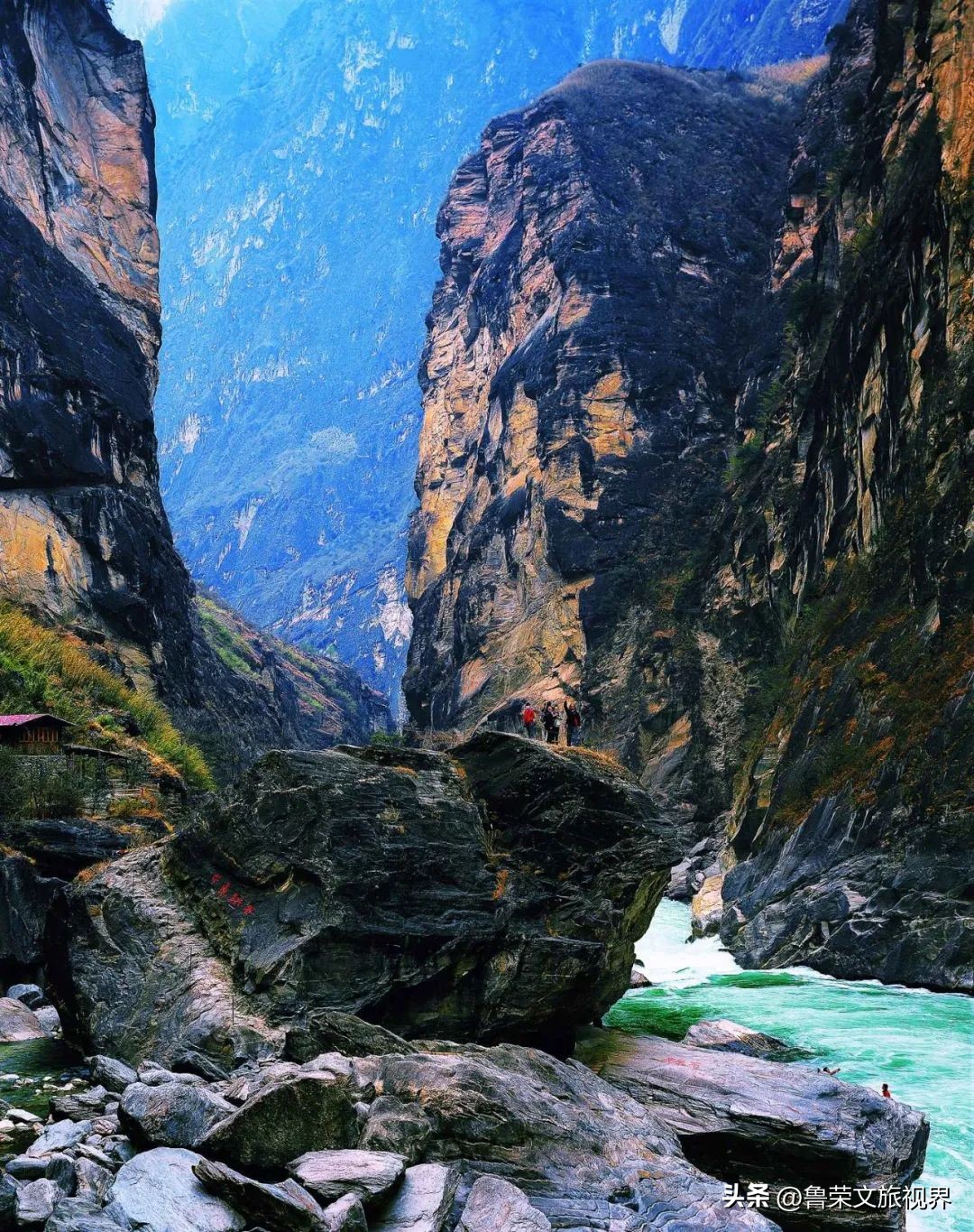 世界经典徒步线路,世界经典徒步线路虎跳峡