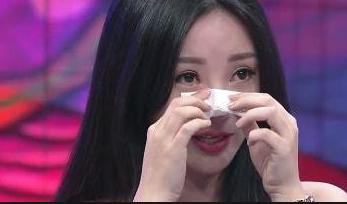 柳岩水蜜桃西装,柳岩水蜜桃礼服