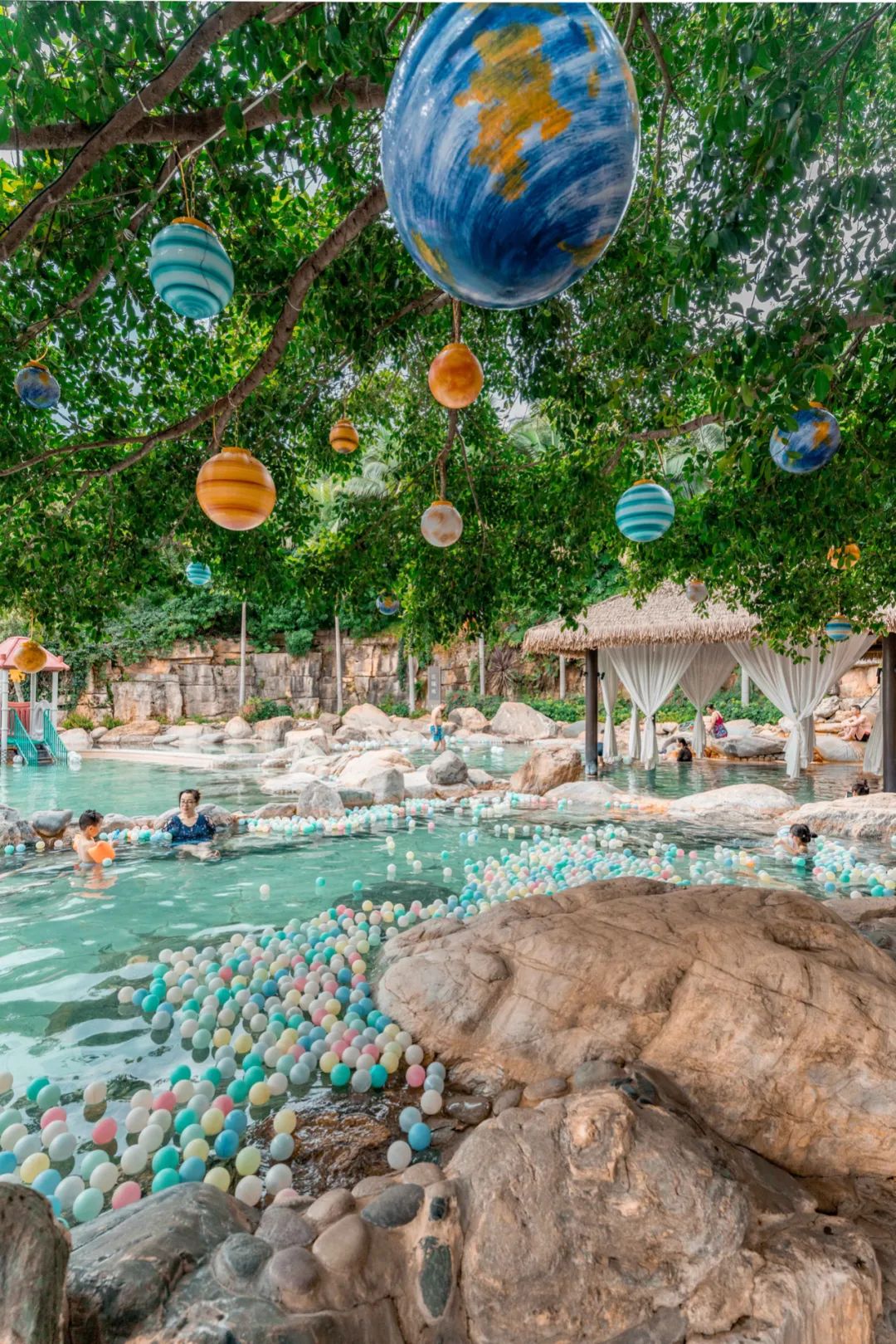 弥勒温泉山顶,弥勒高级温泉