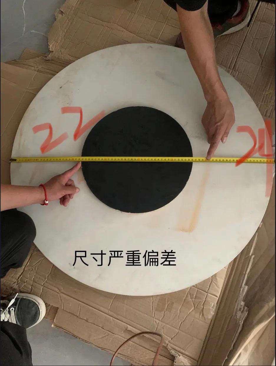 岩板餐桌跟天然石餐桌哪个好,七星石餐桌和岩板餐桌区别