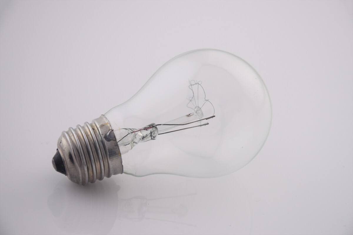 led灯亮度不够的原因,交流led灯泡工作原理