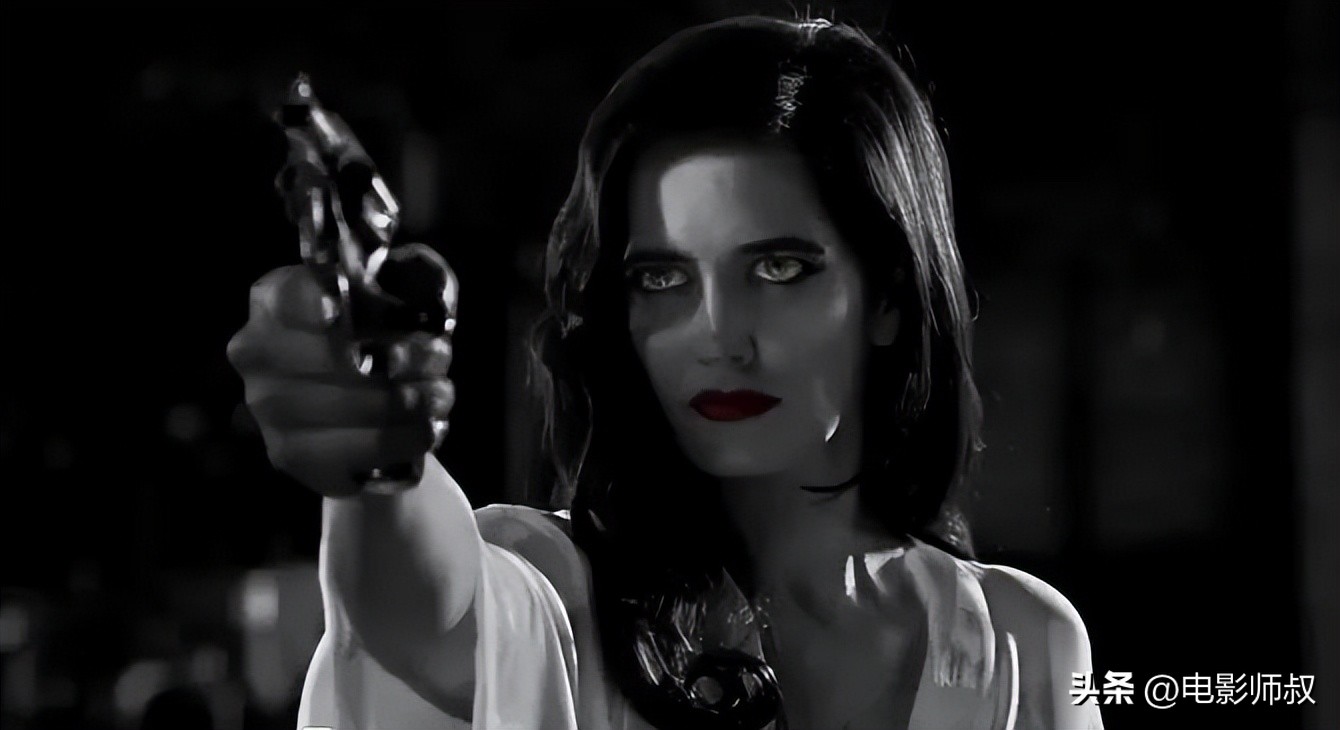 你们这群蛇蝎女人，有本事冲我来