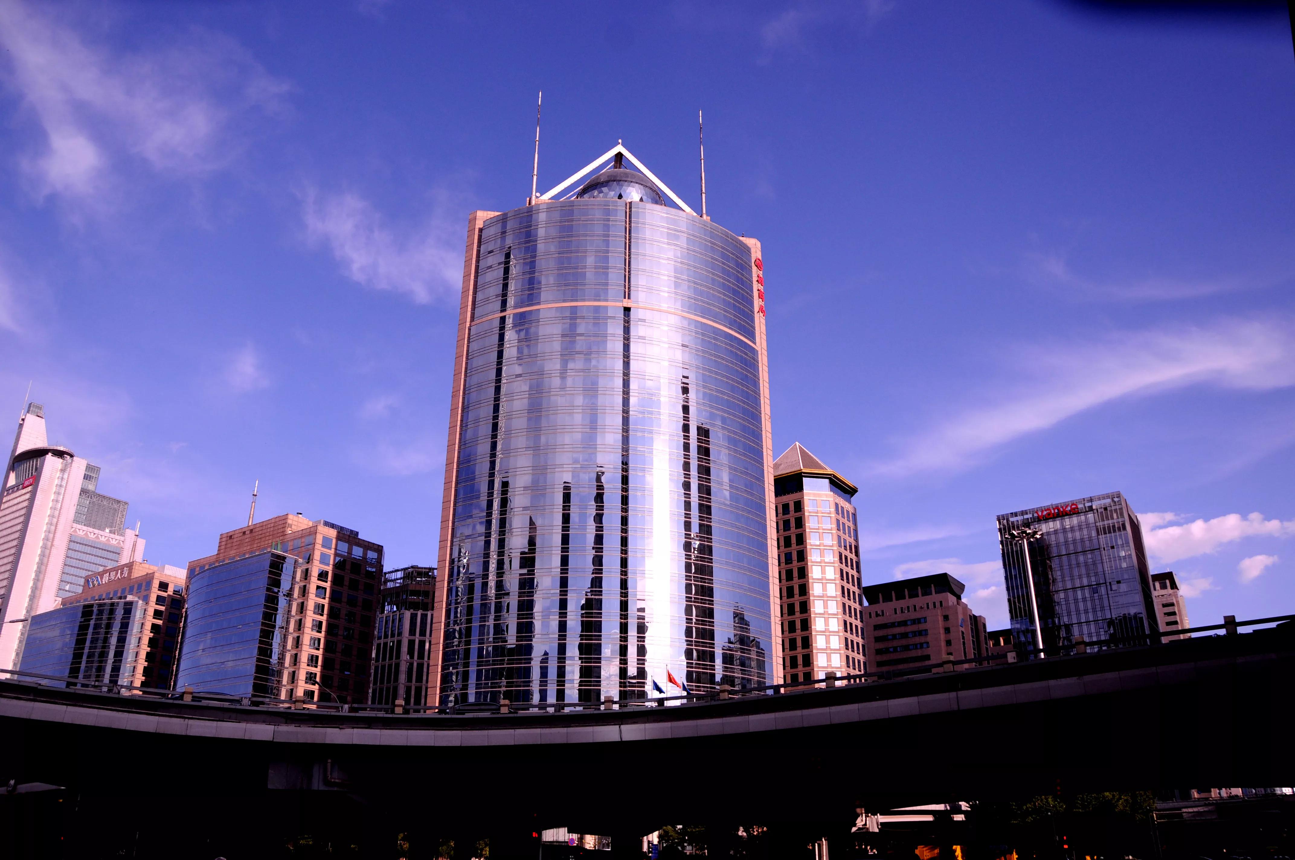 白云下的高楼简笔画,白云下的高山照片