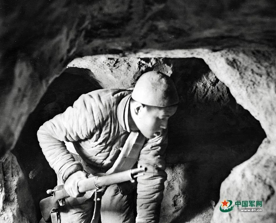 不会忘不能忘不敢忘,忘也不敢忘不能忘原版原唱