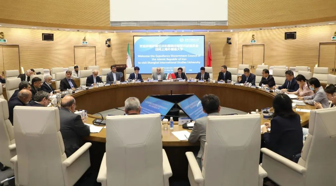 就业率100%，毕业入职央视、外交部！上海名校“硬核专业”火了！