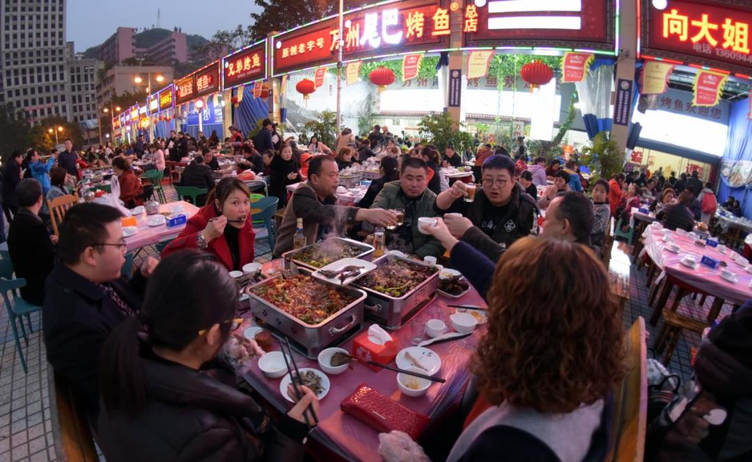 一条有灵魂的烤鱼,一条鱼越烤越香