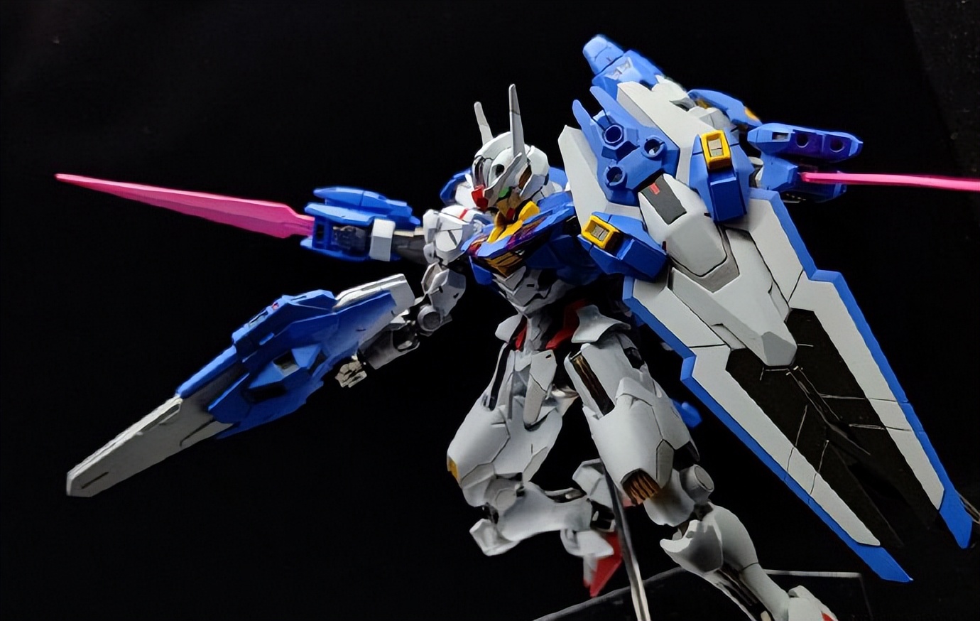 璐┆瑁呯敳,璐┆瑁呯敳椋庣伒楂樿揪