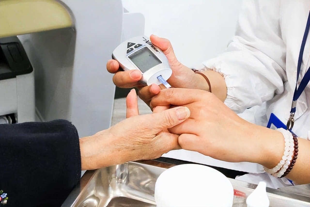 甲钴胺和妥乐平修复神经哪个好,甲钴胺针剂对神经修复效果怎么样