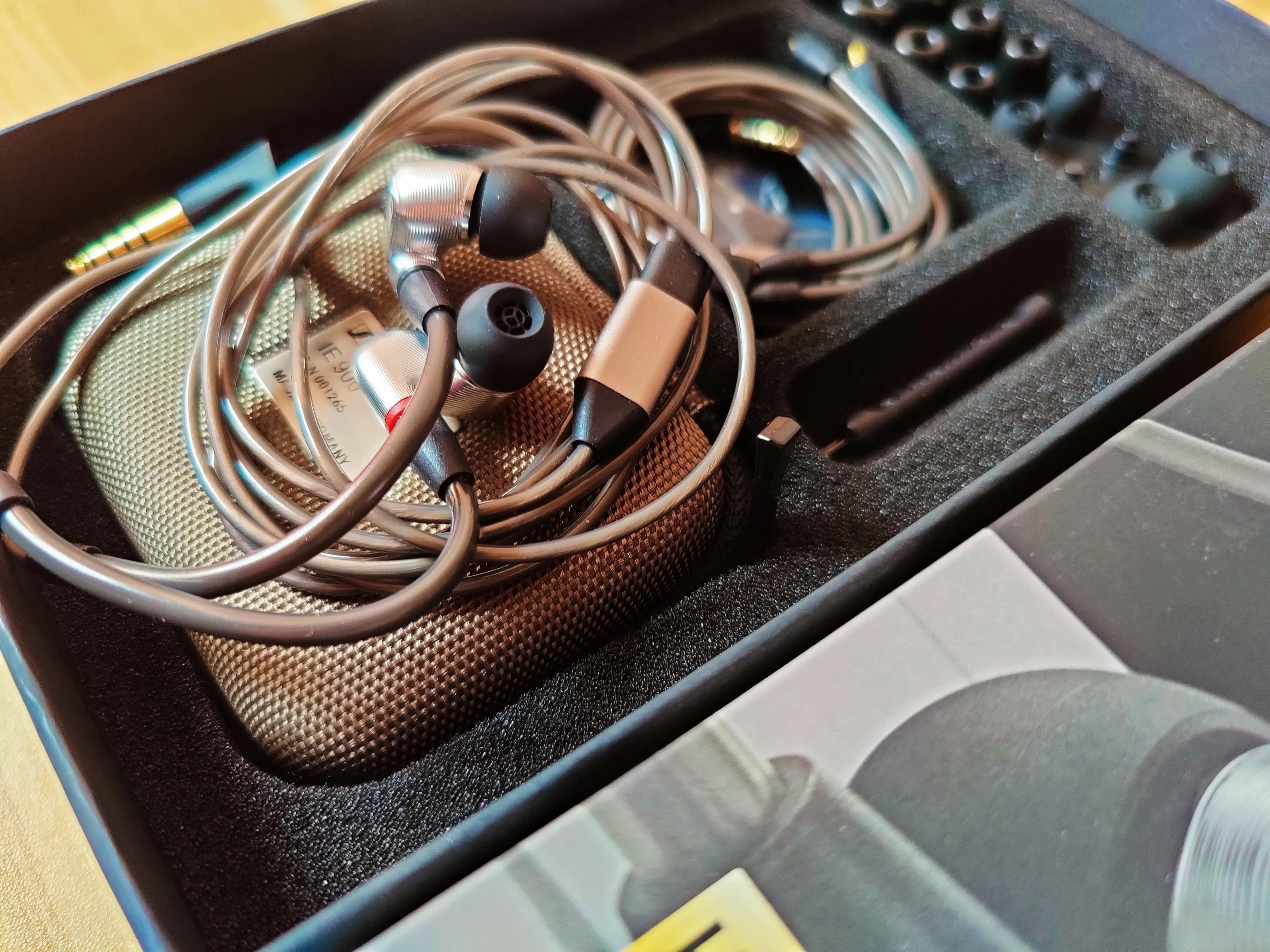 黑猫白猫能逮住耗子都是好猫,黑猫白猫能逮到老鼠的才算好猫