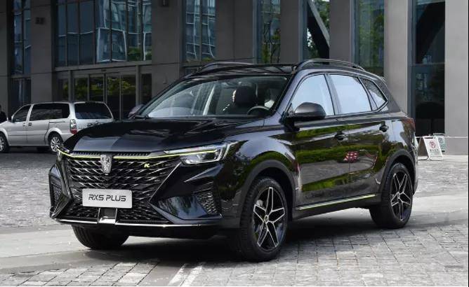 国产“七巨头”销量公布：比亚迪杀疯，长安还是斗不过吉利？