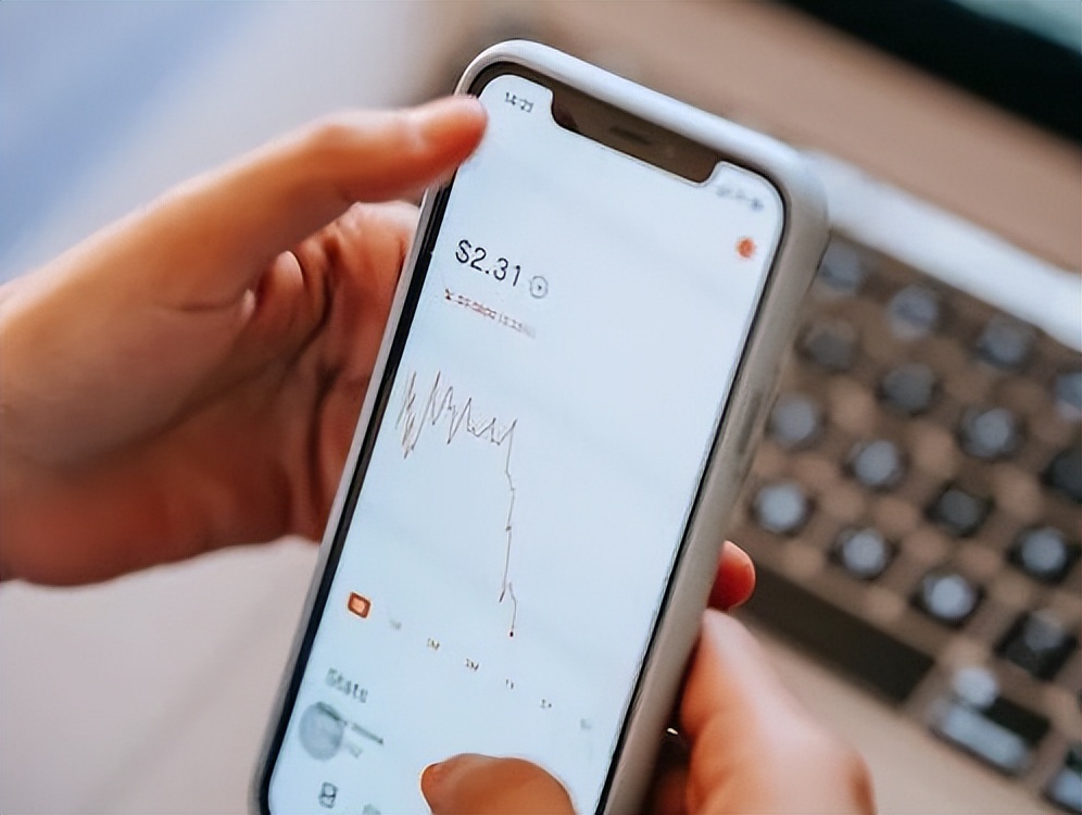 基金实时估值和净值不一样,交银稳健混合基金实时净值