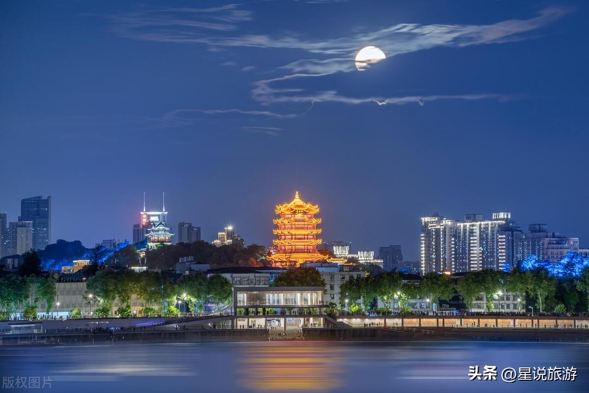 黄鹤楼岳阳楼滕王阁等四大名楼,黄鹤楼岳阳楼滕王阁蓬莱阁顺序
