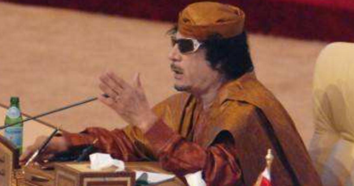 1982年卡扎菲访华，与*小平邓**谈话态度傲慢，邓公回应让其颜面尽失