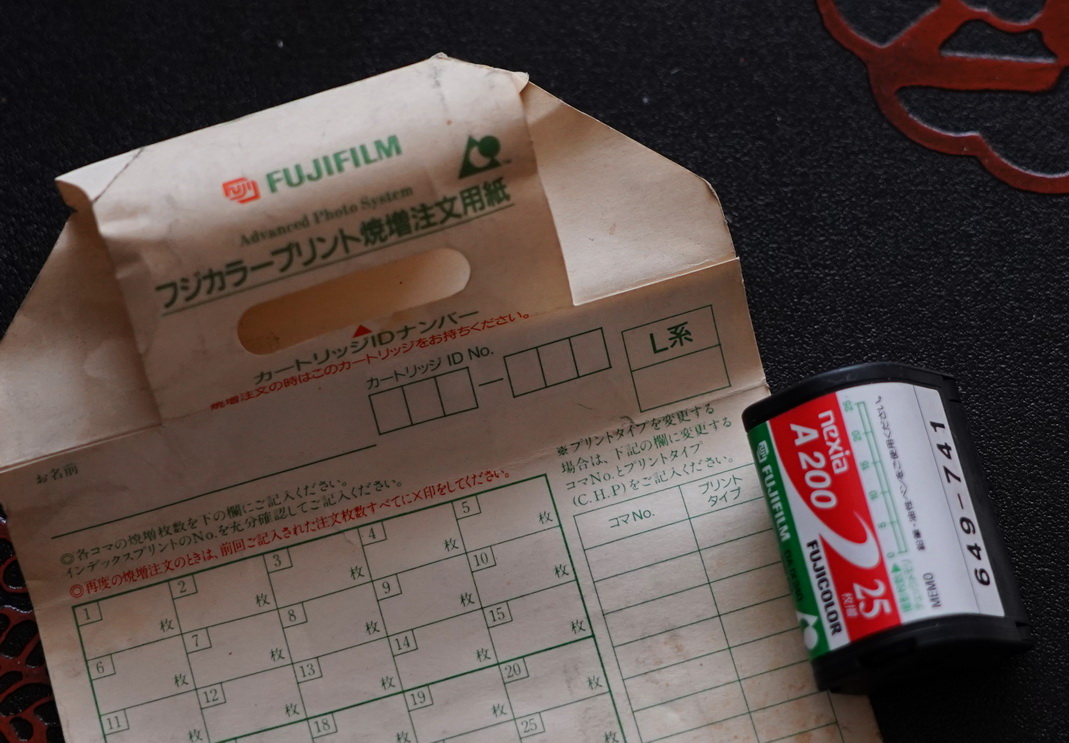 谈胶卷与胶卷暗盒收藏：过期的胶卷也有人要，或许还能卖个好价钱