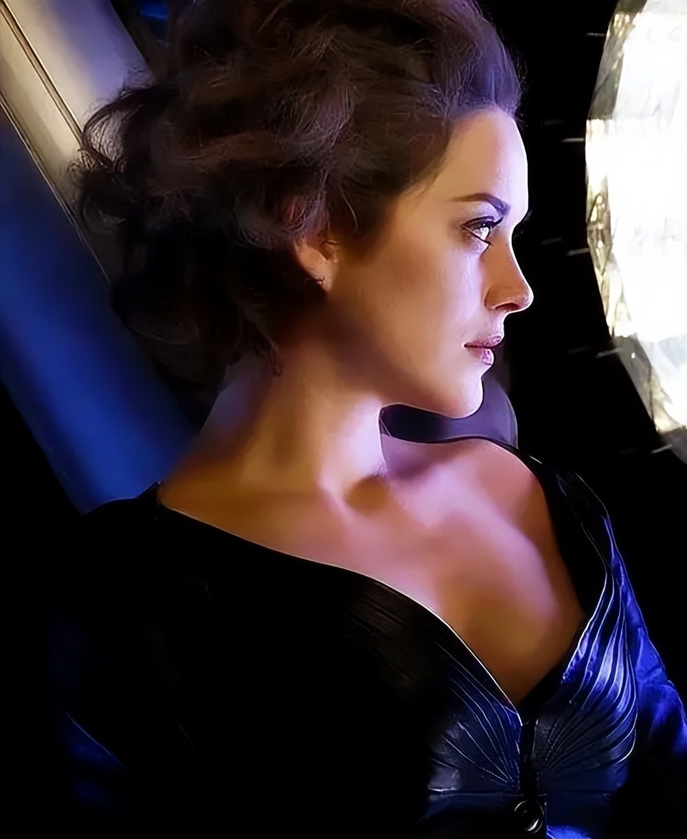 古典美艳，演戏大胆“法兰西女神”玛丽昂·歌迪亚的影视作品