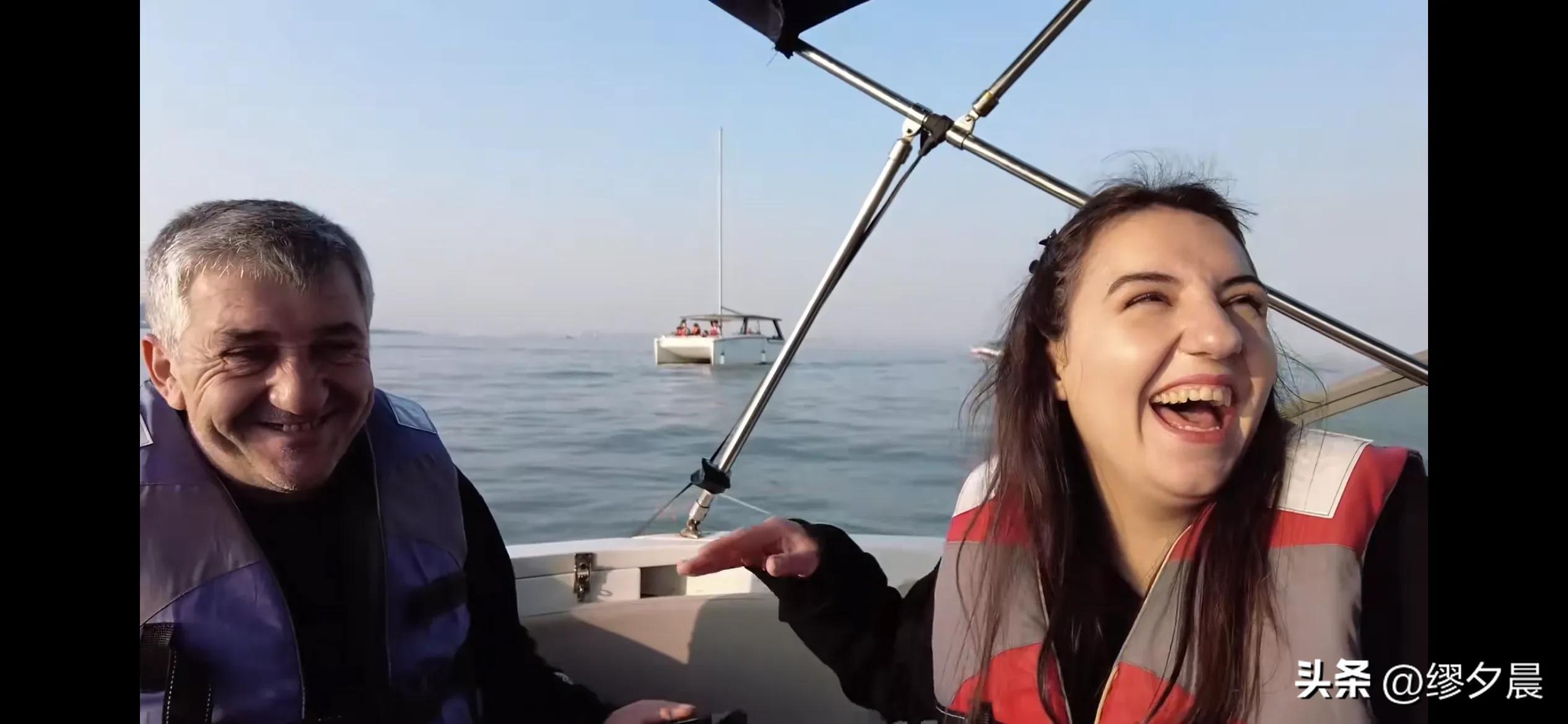 汪汪和玛利亚父母闹矛盾,汪汪带父母去亚美尼亚了吗