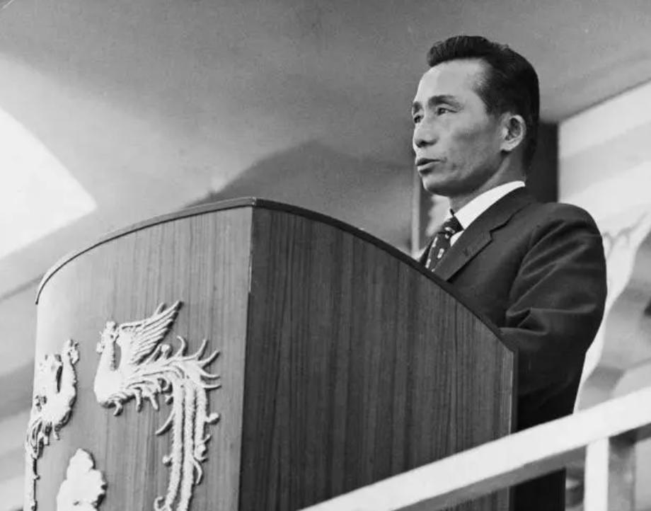 韩国2002年足球赛最好成绩,2002年世界杯韩国德国贝肯鲍尔