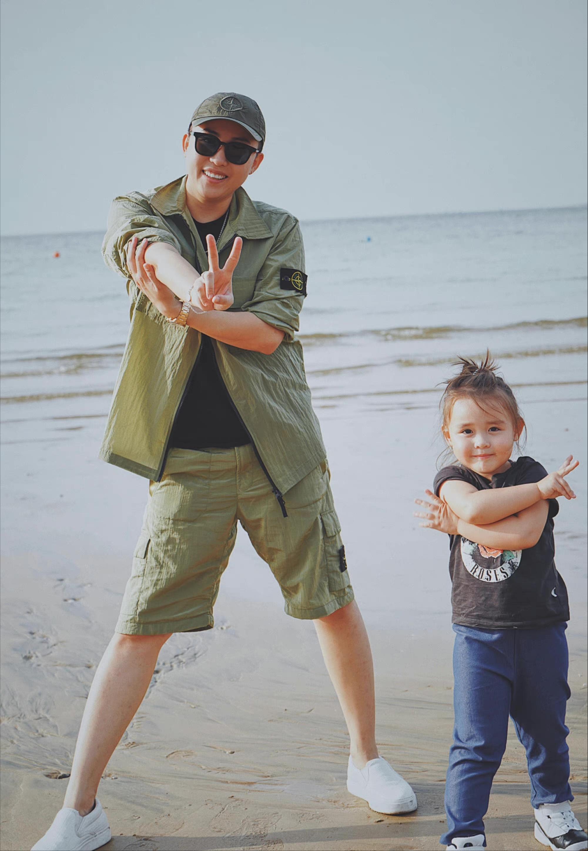 女子花50万生育5国混血儿,女子花20万生下一个混血儿