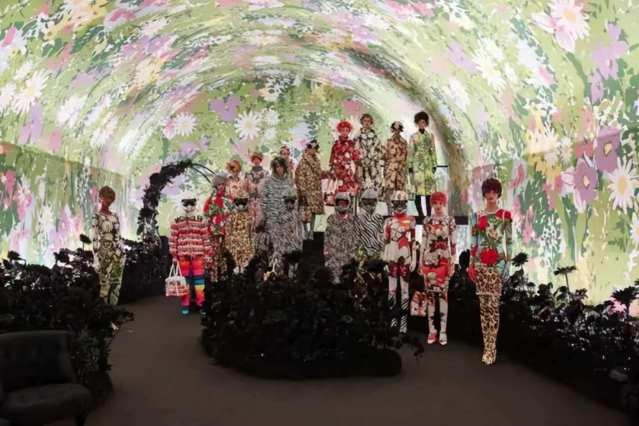 moncler羽绒服为什么好,moncler羽绒服属于什么档次