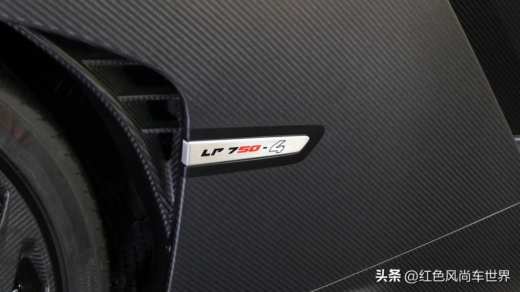 兰博基尼毒药,兰博基尼比毒药还难得一见