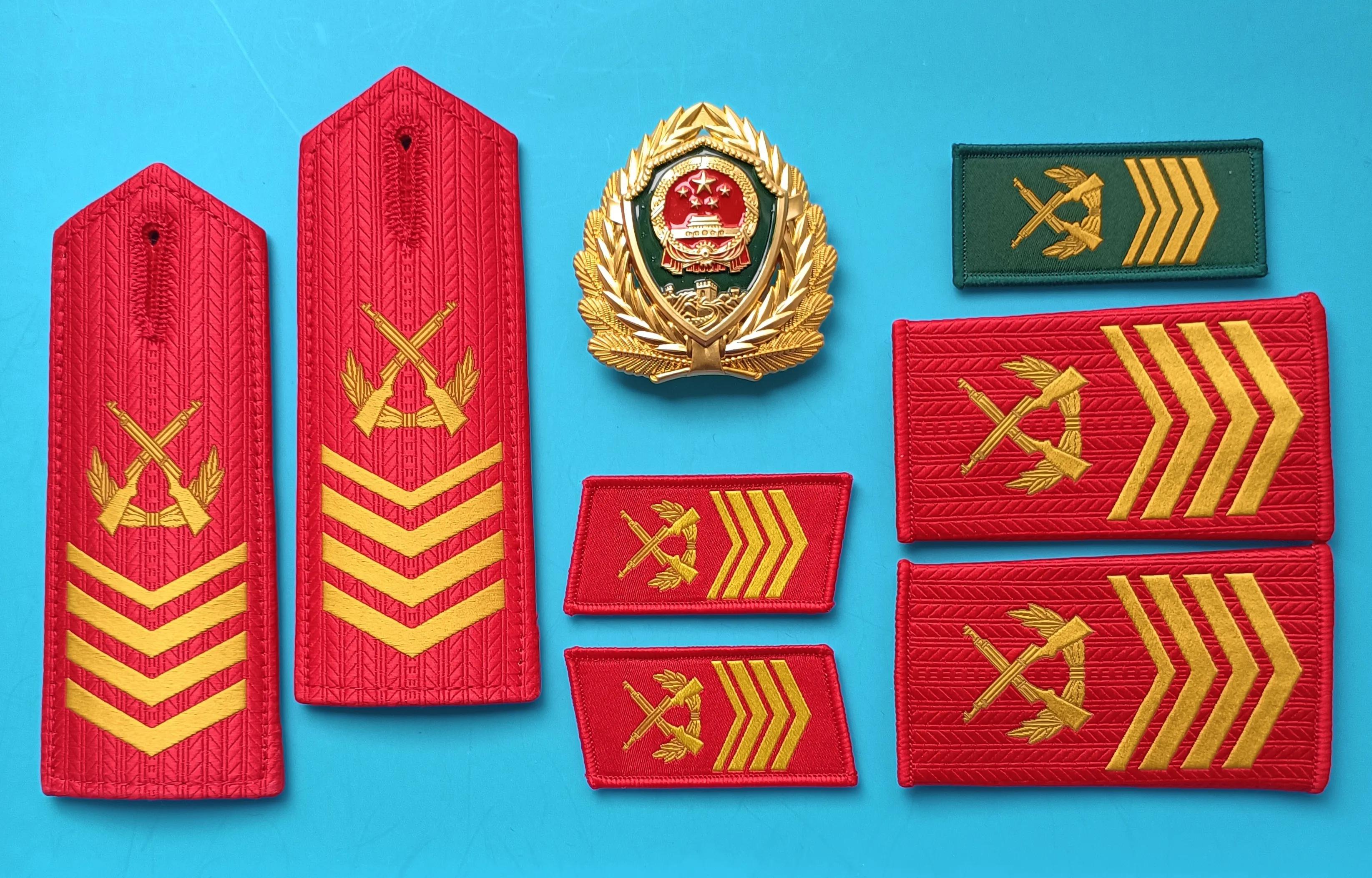 毛启国军装,毛启国警用帽徽