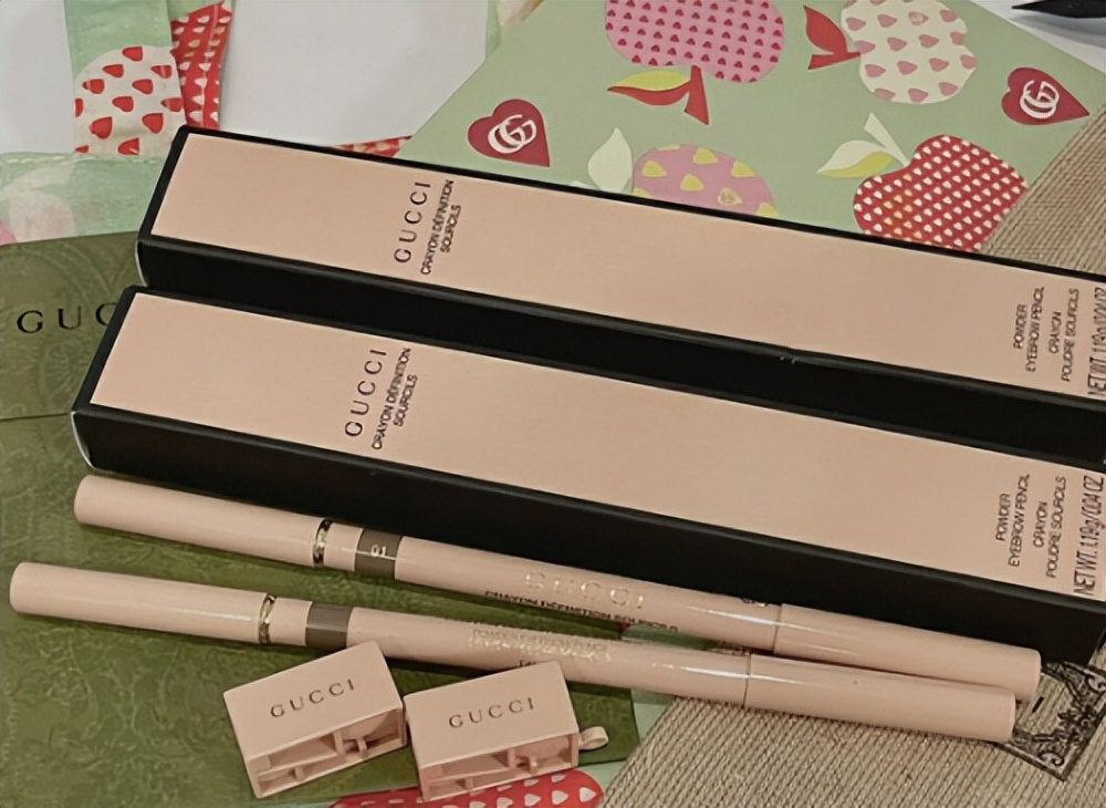 七夕礼物送女友实在点的礼物推荐,七夕送女朋友什么礼物比较有意义