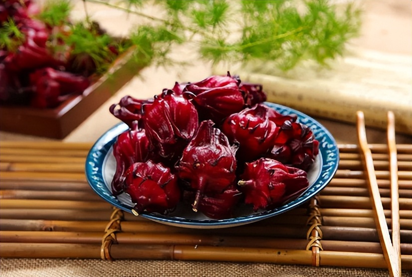 女人改善气色的花茶,女性秋冬季节喝的美容养颜茶