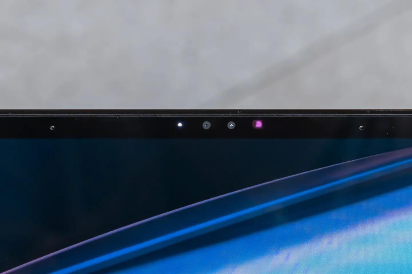 紫色笔记本电脑华硕灵耀pro测评,高端oled显示屏