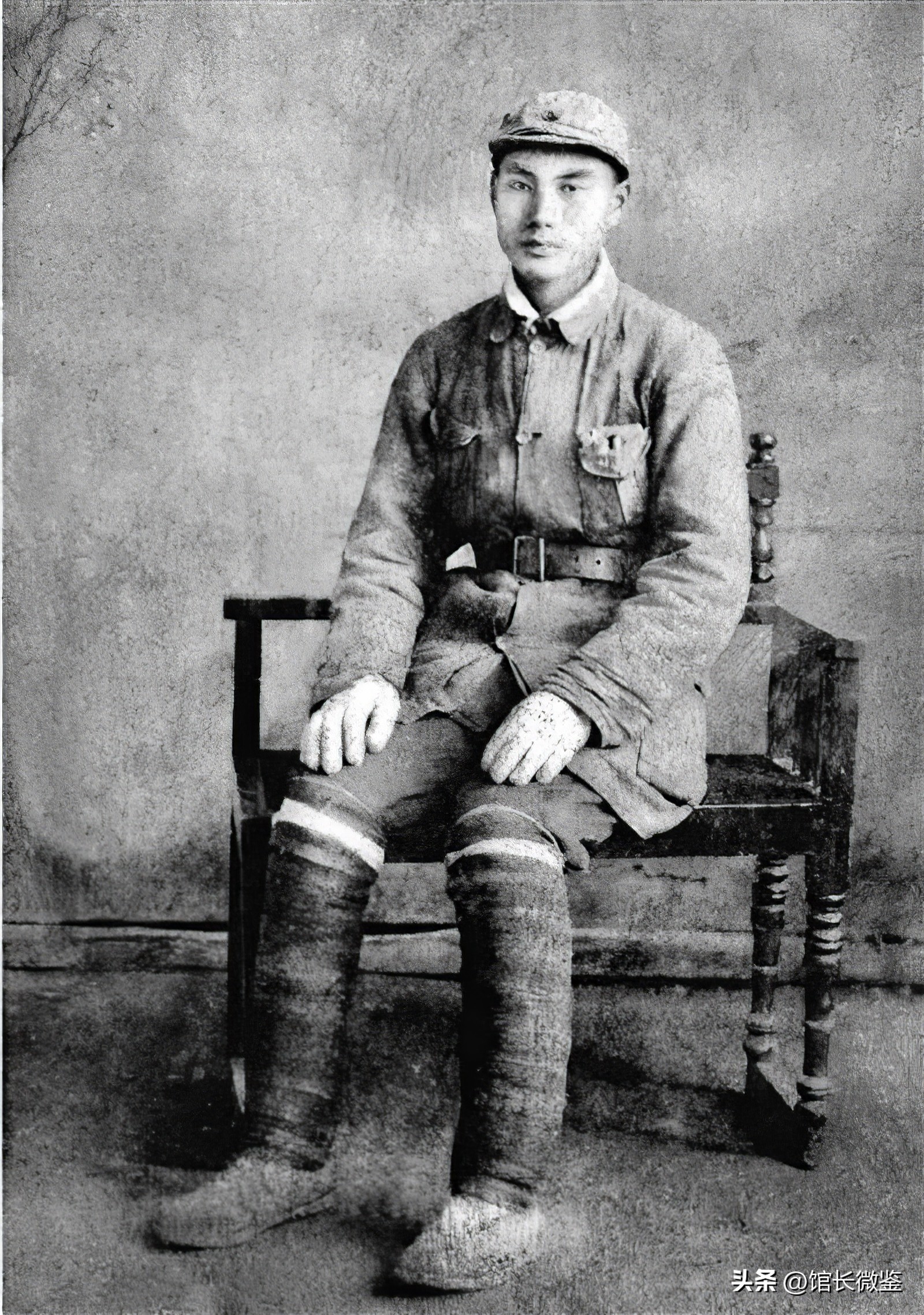 1979年，43军归途中被越军咬住，*万年张**连开三枪：杀他个回马枪