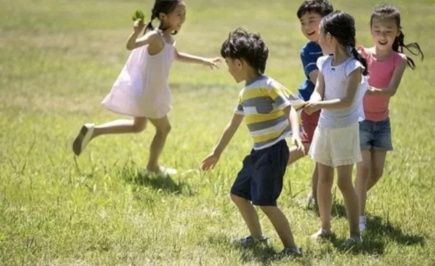 智商高的儿童特点,孩子有这几种表现说明智商高