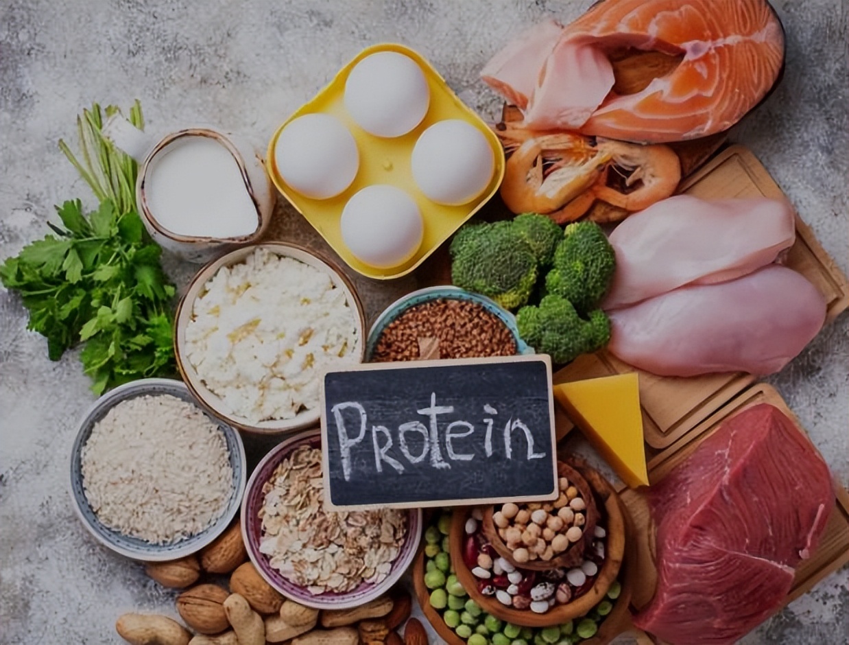 年轻白头发是缺少什么营养,年轻人白头发是一般营养不足吗