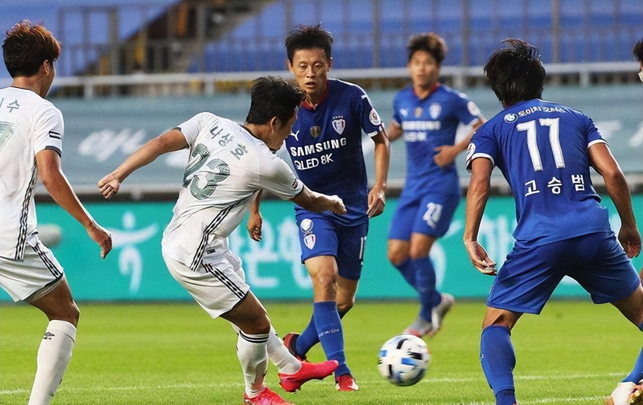 浦项制铁vs水原fc直播回放,城南vs金泉尚武补时进2球