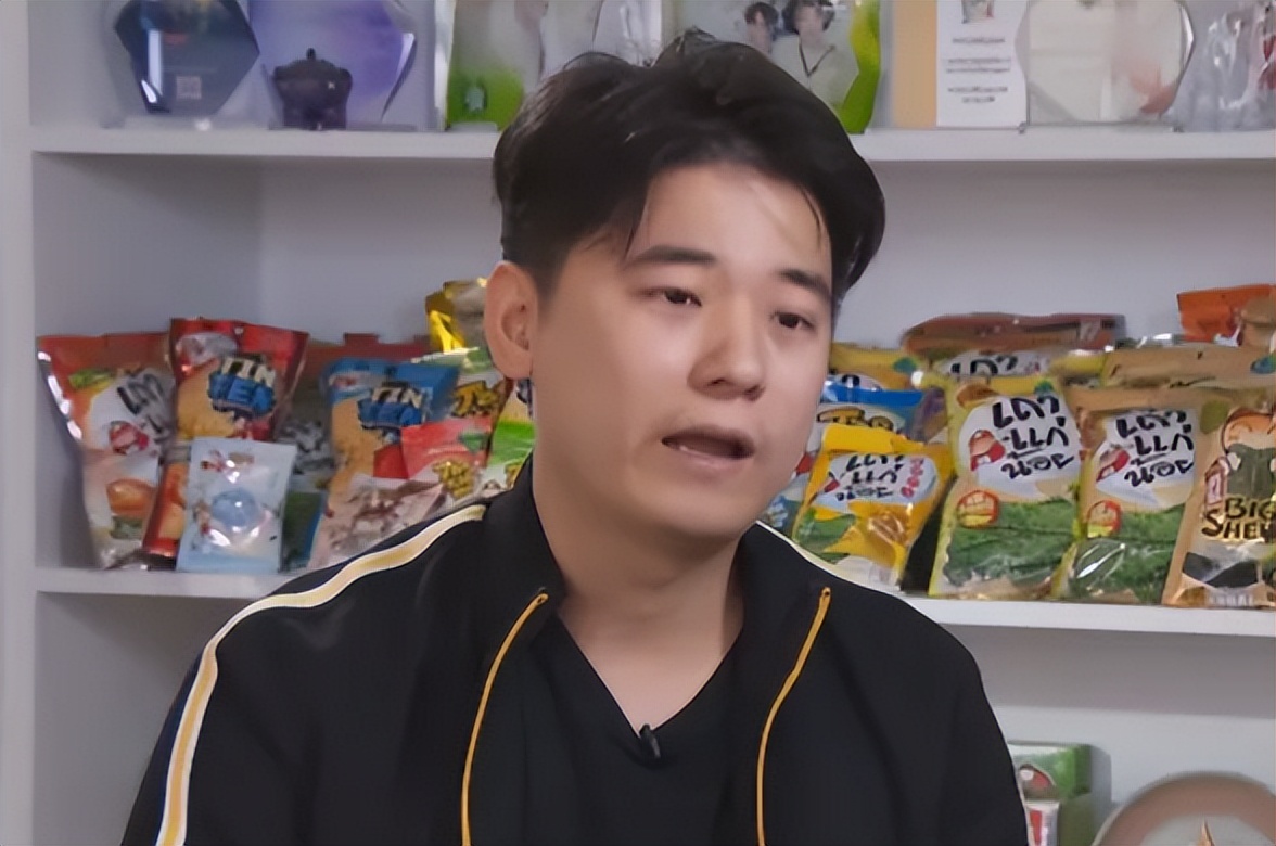 泰国富豪19岁发家致富,泰国男生卖海苔致富