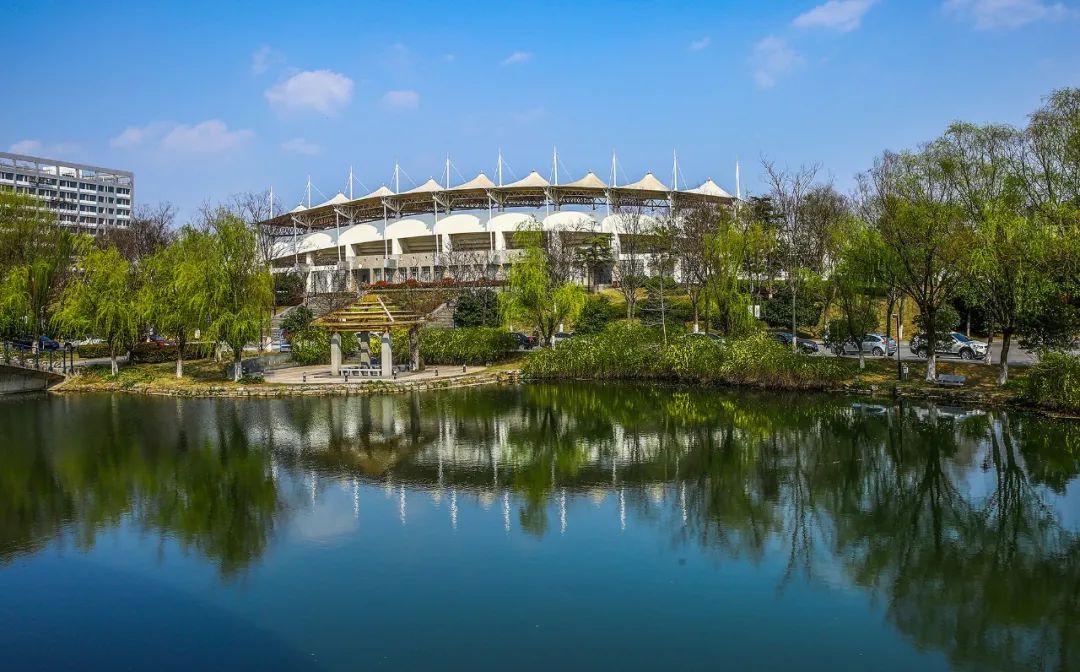 河海大学简介，附2022届深造、就业质量