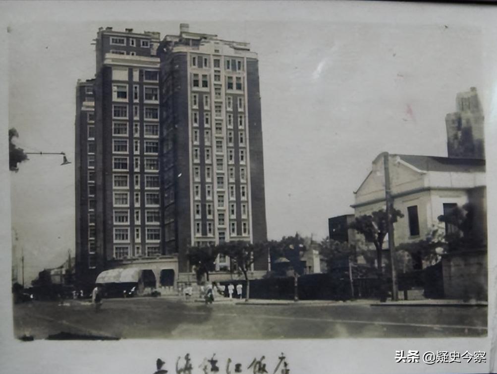 上海锦江饭店创始人，13岁进*楼青**，遭丈夫歧视后主动离婚活成传奇