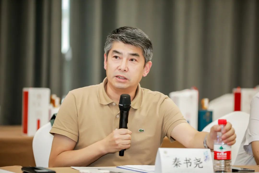 张颐武中国精神,张颐武谈酒文化