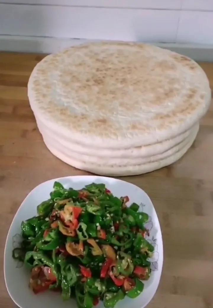 大西北的锅盔,大西北煎饼肉夹馍