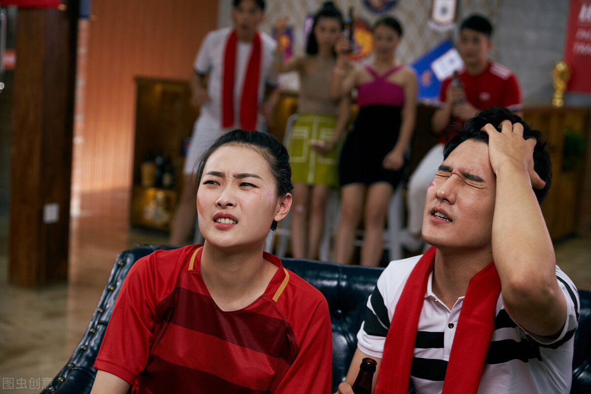 国足惨败，国家2019年开始创建足球特色幼儿园，兴趣从小开始培养