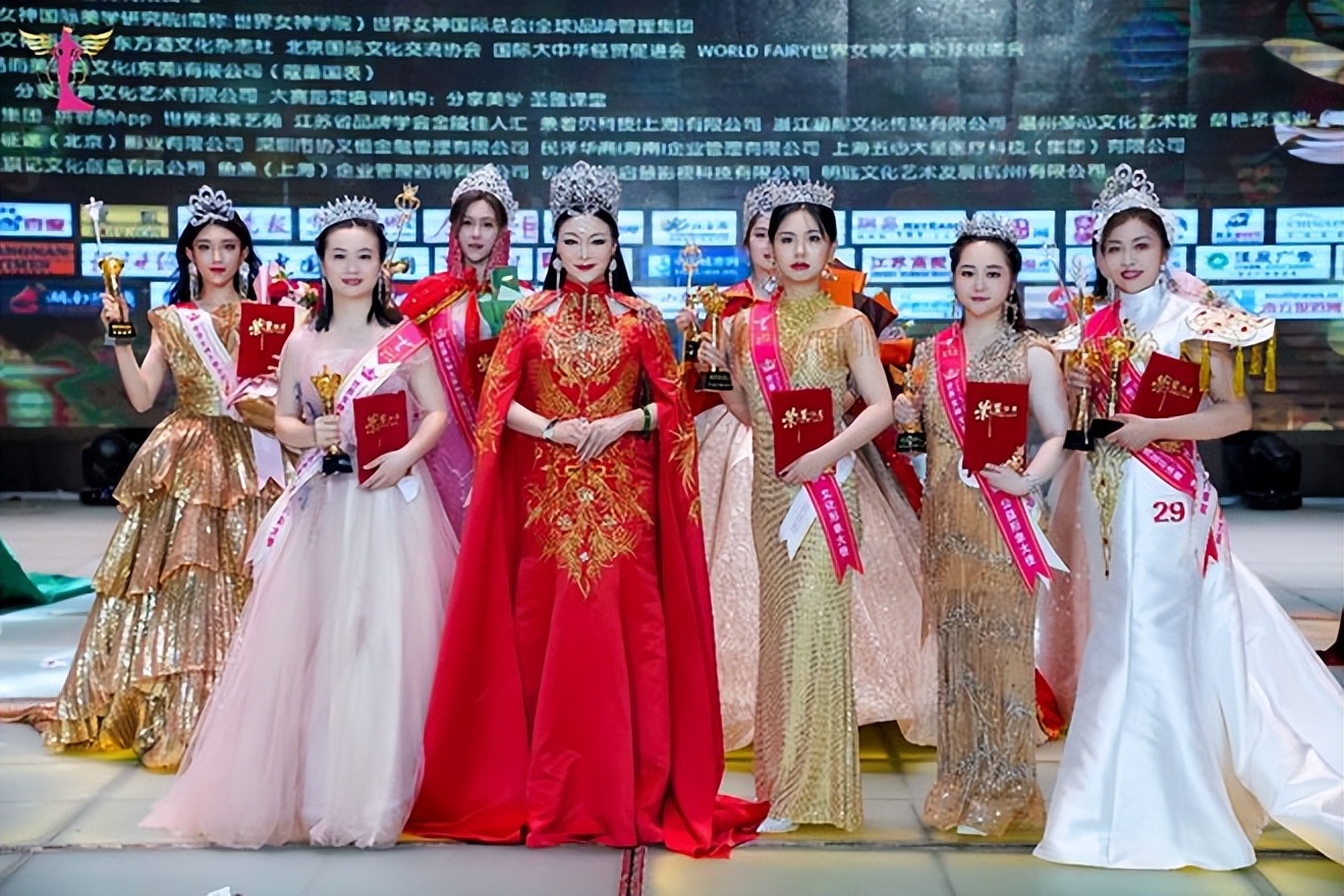 第六届世界女神大赛,蔻墨杯冠军